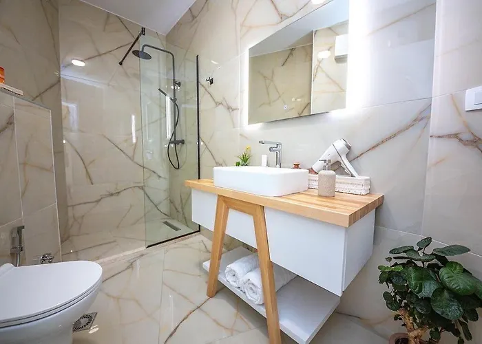 Apartamento Terrace Square View Tirana